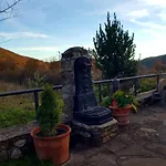 Casas Cleto - *