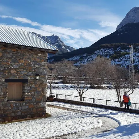 Casas Cleto - Hétvégi ház Laspuña